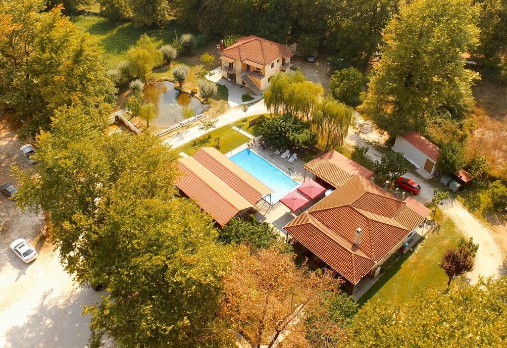 Dipla Sto Potami Hotel Chani Terevou Bagian luar foto